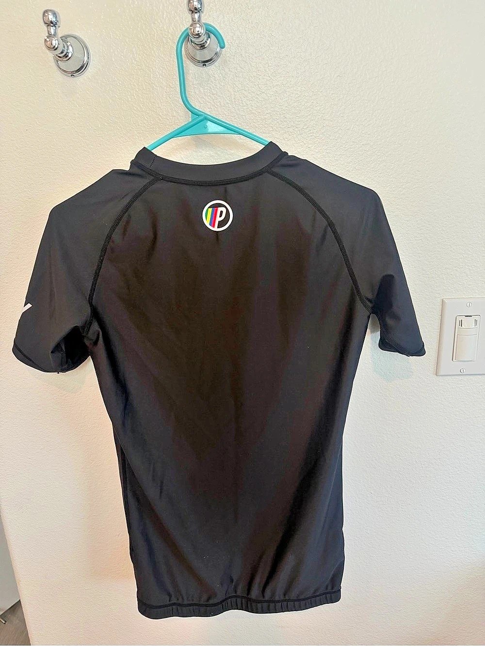 Parry Rashguard - Picture 2 of 2